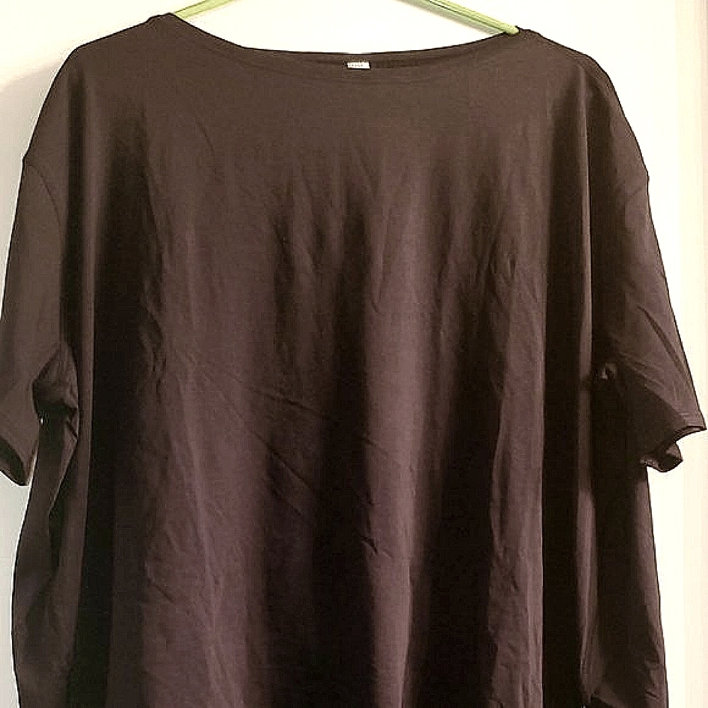WOMEN T-SHIRT